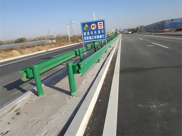 柳州公路护栏守护安全横跨多个行业的应用
